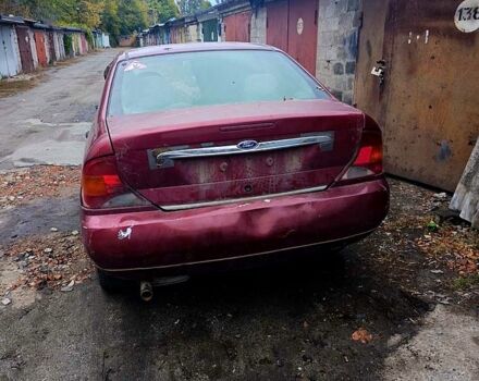 Форд Фокус, объемом двигателя 1.8 л и пробегом 250 тыс. км за 400 $, фото 1 на Automoto.ua