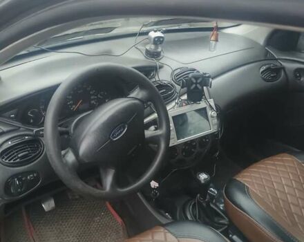 Форд Фокус, объемом двигателя 1.6 л и пробегом 235 тыс. км за 3800 $, фото 3 на Automoto.ua