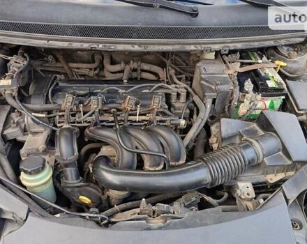 Форд Фокус, объемом двигателя 1.6 л и пробегом 280 тыс. км за 4350 $, фото 8 на Automoto.ua