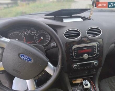 Форд Фокус, объемом двигателя 2 л и пробегом 286 тыс. км за 3700 $, фото 7 на Automoto.ua