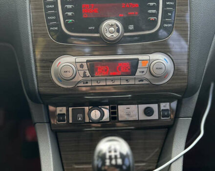 Форд Фокус 2008 в Киеве на Automoto.ua Форд Фокус, объемом двигателя 1.6 л и пробегом 200 тыс. км за 5800 $, фото 13 на Automoto.ua