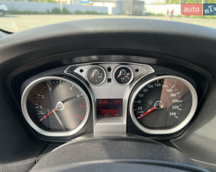 Форд Фокус, объемом двигателя 1.6 л и пробегом 225 тыс. км за 5700 $, фото 9 на Automoto.ua