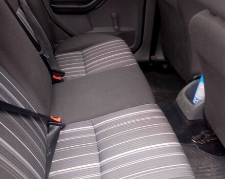 Форд Фокус, объемом двигателя 1.6 л и пробегом 223 тыс. км за 4500 $, фото 4 на Automoto.ua