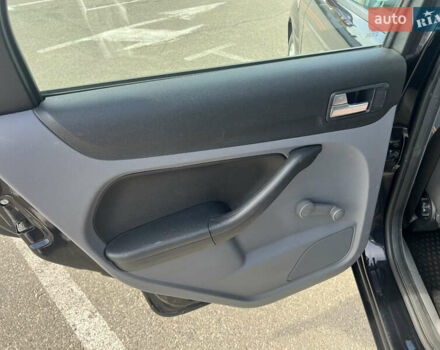 Форд Фокус, объемом двигателя 1.6 л и пробегом 225 тыс. км за 5700 $, фото 11 на Automoto.ua