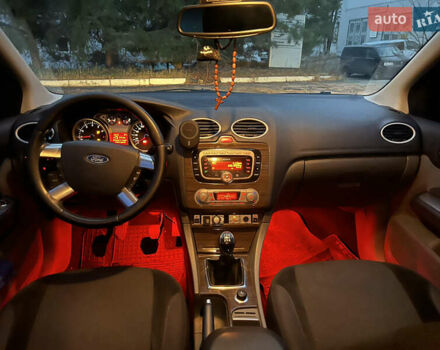 Форд Фокус 2008 в Киеве на Automoto.ua Форд Фокус, объемом двигателя 1.6 л и пробегом 200 тыс. км за 5800 $, фото 19 на Automoto.ua