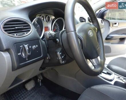 Форд Фокус, объемом двигателя 1.6 л и пробегом 210 тыс. км за 7500 $, фото 11 на Automoto.ua