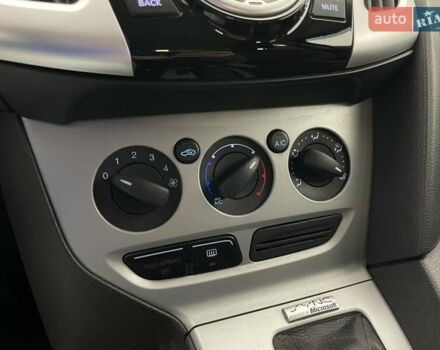 Форд Фокус, объемом двигателя 2 л и пробегом 153 тыс. км за 7886 $, фото 14 на Automoto.ua