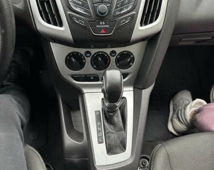 Форд Фокус 2014 в Киеве на Automoto.ua Форд Фокус, объемом двигателя 2 л и пробегом 184 тыс. км за 6100 $, фото 9 на Automoto.ua