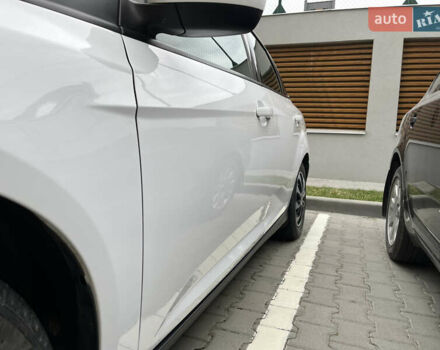 Форд Фокус, объемом двигателя 2 л и пробегом 156 тыс. км за 7900 $, фото 5 на Automoto.ua