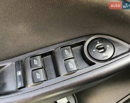 Форд Фокус, об'ємом двигуна 2 л та пробігом 137 тис. км за 8599 $, фото 22 на Automoto.ua