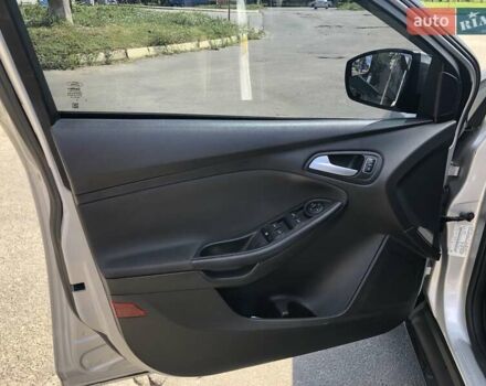 Форд Фокус, об'ємом двигуна 2 л та пробігом 137 тис. км за 8599 $, фото 35 на Automoto.ua