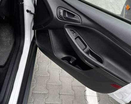 Форд Фокус, объемом двигателя 2 л и пробегом 156 тыс. км за 7900 $, фото 17 на Automoto.ua