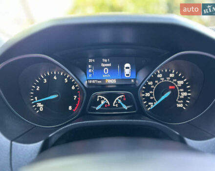 Форд Фокус, объемом двигателя 2 л и пробегом 181 тыс. км за 9200 $, фото 8 на Automoto.ua
