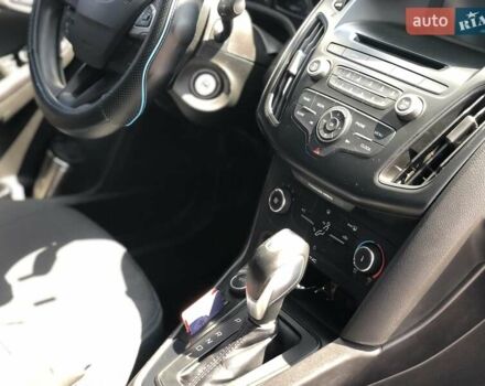 Форд Фокус, об'ємом двигуна 2 л та пробігом 137 тис. км за 8599 $, фото 9 на Automoto.ua
