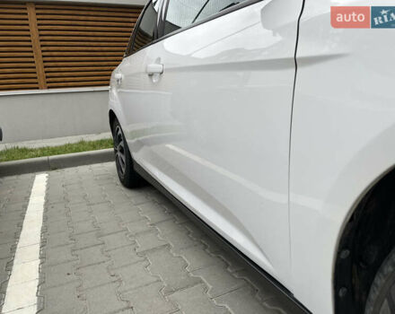 Форд Фокус, объемом двигателя 2 л и пробегом 156 тыс. км за 7900 $, фото 4 на Automoto.ua