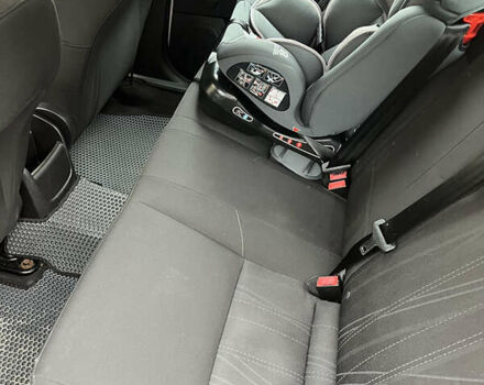 Форд Фокус, объемом двигателя 2 л и пробегом 156 тыс. км за 7900 $, фото 18 на Automoto.ua