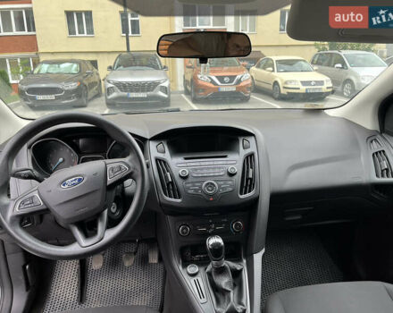 Форд Фокус, объемом двигателя 2 л и пробегом 156 тыс. км за 7900 $, фото 10 на Automoto.ua