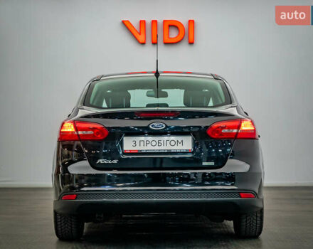 Форд Фокус, объемом двигателя 1 л и пробегом 107 тыс. км за 8016 $, фото 5 на Automoto.ua