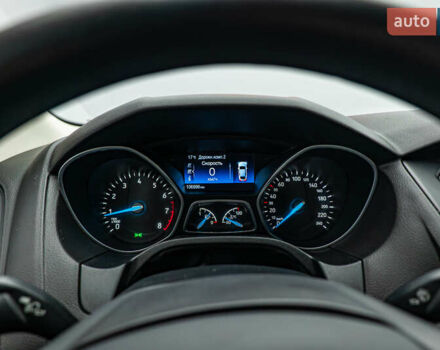 Форд Фокус, объемом двигателя 1 л и пробегом 107 тыс. км за 8016 $, фото 11 на Automoto.ua
