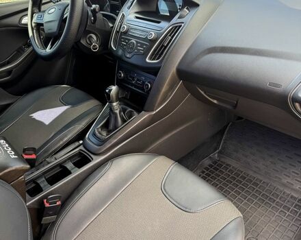 Форд Фокус, объемом двигателя 1.6 л и пробегом 176 тыс. км за 9000 $, фото 3 на Automoto.ua