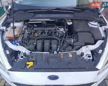 Форд Фокус, объемом двигателя 2 л и пробегом 46 тыс. км за 11000 $, фото 12 на Automoto.ua