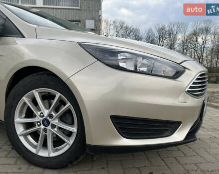 Форд Фокус, объемом двигателя 2 л и пробегом 148 тыс. км за 8700 $, фото 12 на Automoto.ua