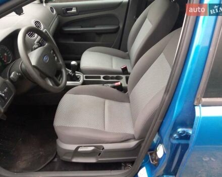 Форд Фокус, объемом двигателя 1.6 л и пробегом 225 тыс. км за 4200 $, фото 9 на Automoto.ua