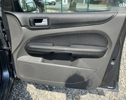 Форд Фокус, объемом двигателя 1.6 л и пробегом 249 тыс. км за 4800 $, фото 24 на Automoto.ua