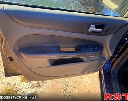 Форд Фокус, объемом двигателя 1.6 л и пробегом 366 тыс. км за 2650 $, фото 3 на Automoto.ua