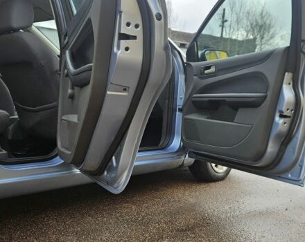 Форд Фокус, объемом двигателя 2 л и пробегом 260 тыс. км за 2200 $, фото 18 на Automoto.ua