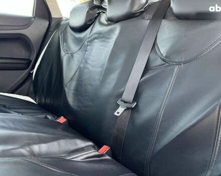 Форд Фокус, объемом двигателя 1.6 л и пробегом 249 тыс. км за 4800 $, фото 19 на Automoto.ua