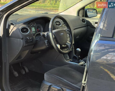 Форд Фокус, объемом двигателя 1.6 л и пробегом 300 тыс. км за 3900 $, фото 10 на Automoto.ua