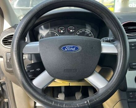 Форд Фокус, объемом двигателя 1.6 л и пробегом 249 тыс. км за 4800 $, фото 13 на Automoto.ua