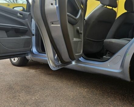 Форд Фокус, объемом двигателя 2 л и пробегом 260 тыс. км за 2200 $, фото 17 на Automoto.ua