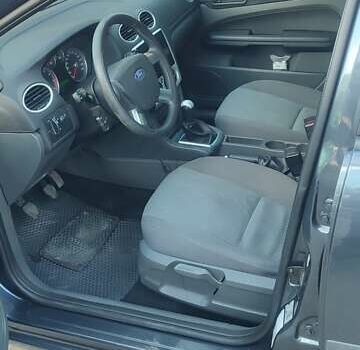 Форд Фокус, объемом двигателя 1.6 л и пробегом 224 тыс. км за 5400 $, фото 4 на Automoto.ua