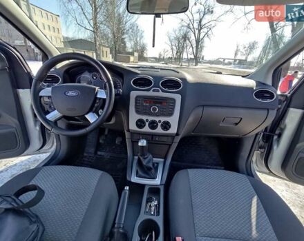 Форд Фокус, объемом двигателя 1.6 л и пробегом 245 тыс. км за 5100 $, фото 2 на Automoto.ua
