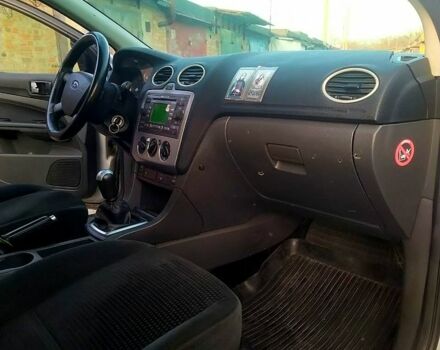 Форд Фокус, объемом двигателя 1.5 л и пробегом 312 тыс. км за 3800 $, фото 4 на Automoto.ua