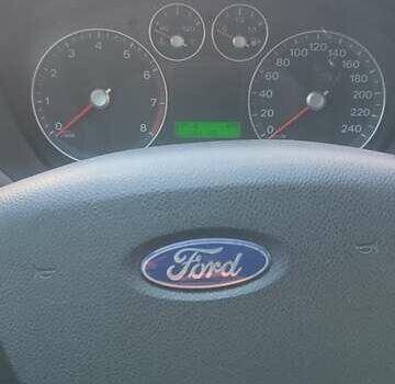 Форд Фокус, объемом двигателя 1.6 л и пробегом 224 тыс. км за 5400 $, фото 10 на Automoto.ua