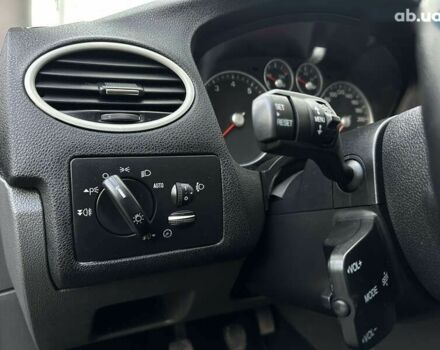 Форд Фокус, об'ємом двигуна 1.8 л та пробігом 188 тис. км за 5600 $, фото 21 на Automoto.ua