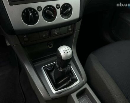Форд Фокус, об'ємом двигуна 1.8 л та пробігом 188 тис. км за 5600 $, фото 29 на Automoto.ua