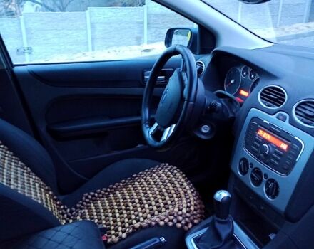 Форд Фокус, объемом двигателя 1.6 л и пробегом 400 тыс. км за 3500 $, фото 1 на Automoto.ua
