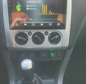 Форд Фокус, объемом двигателя 1.6 л и пробегом 224 тыс. км за 5400 $, фото 6 на Automoto.ua