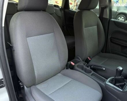 Форд Фокус, объемом двигателя 0 л и пробегом 233 тыс. км за 6500 $, фото 26 на Automoto.ua