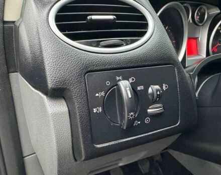 Форд Фокус, объемом двигателя 1.6 л и пробегом 306 тыс. км за 4800 $, фото 12 на Automoto.ua