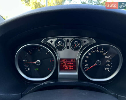 Форд Фокус, объемом двигателя 1.6 л и пробегом 252 тыс. км за 4850 $, фото 9 на Automoto.ua