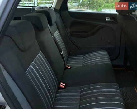 Форд Фокус, объемом двигателя 1.6 л и пробегом 252 тыс. км за 4850 $, фото 16 на Automoto.ua