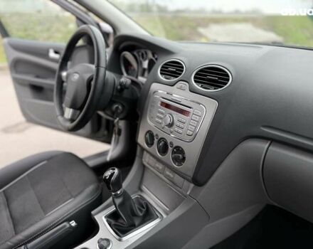 Форд Фокус, объемом двигателя 1.6 л и пробегом 174 тыс. км за 7500 $, фото 28 на Automoto.ua