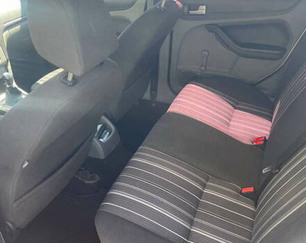 Форд Фокус, об'ємом двигуна 1.8 л та пробігом 274 тис. км за 4400 $, фото 13 на Automoto.ua