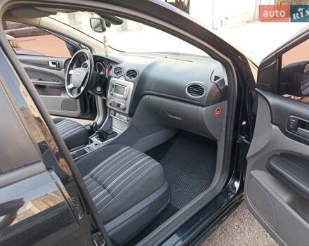 Форд Фокус, объемом двигателя 1.6 л и пробегом 248 тыс. км за 5500 $, фото 11 на Automoto.ua