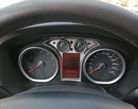 Форд Фокус, объемом двигателя 1.6 л и пробегом 248 тыс. км за 5500 $, фото 9 на Automoto.ua